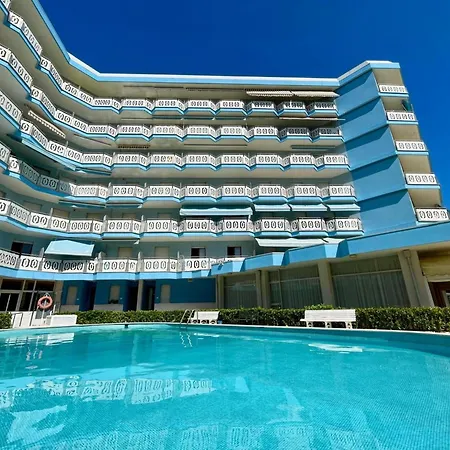 Gorgeous With Shared Pool And Terrace 公寓 圣玛格丽塔波尔勒港